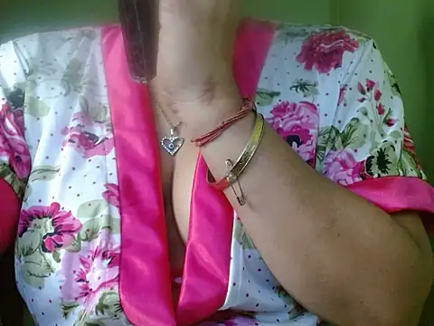 LOVERIAKOL online show from 03.20.26