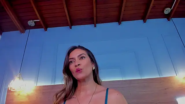 Snapshot of Victoria_romanox chatting on 03.04.25 Victoria romanox online show from 03.04.25