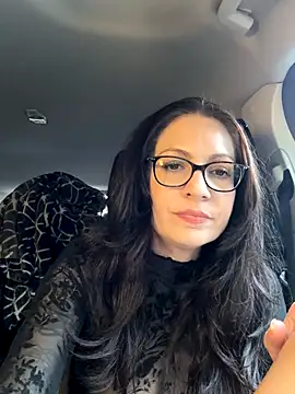 BeautifulMesss online show from 10.28.25