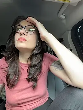 BeautifulMesss online show from 04.06.26