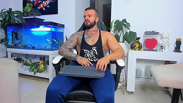 Johnnygrayson1 online show from 10.16.25