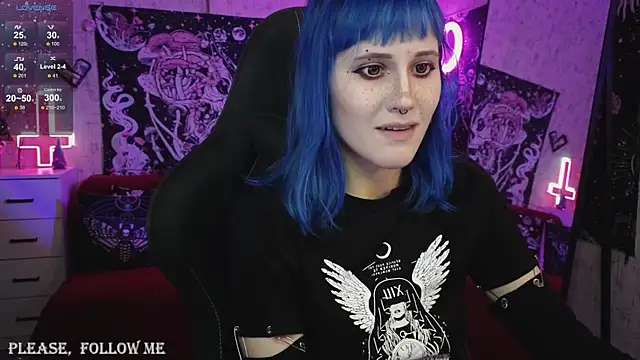 little Elika online show from 01.12.25