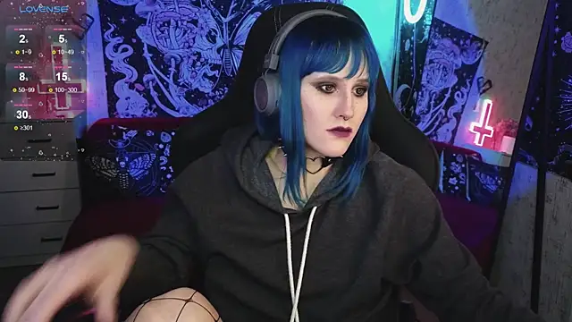 little Elika online show from 02.27.25