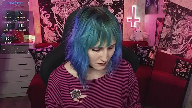 little Elika online show from 11.09.25