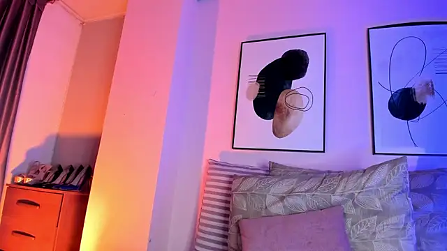 Snapshot of rose_xd chatting on 01.25.25 rose xd online show from 01.25.25