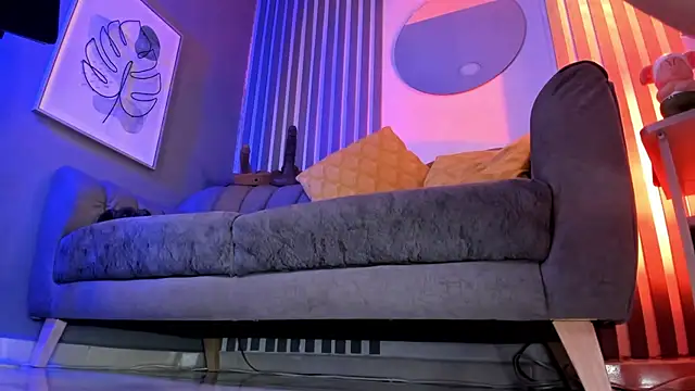 Snapshot of rose_xd chatting on 10.03.25 rose xd online show from 10.03.25