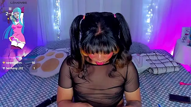 Snapshot of CuteRomi chatting on 01.11.25 CuteRomi online show from 01.11.25