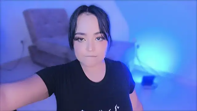 Snapshot of ValeryySoto_ chatting on 02.14.25 ValeryySoto online show from 02.14.25