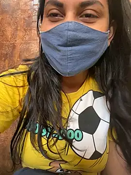 HaaniKaur online show from 01.04.25