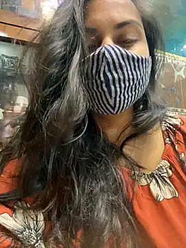 HaaniKaur online show from 01.07.25