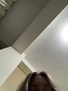 xLadyScarlettx online show from 01.08.25