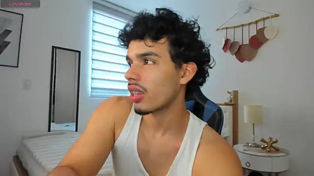 mateoleonee online show from 01.09.25