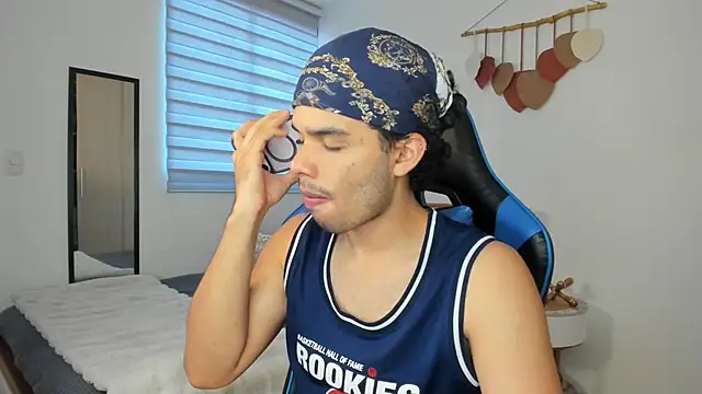 mateoleonee online show from 02.03.25