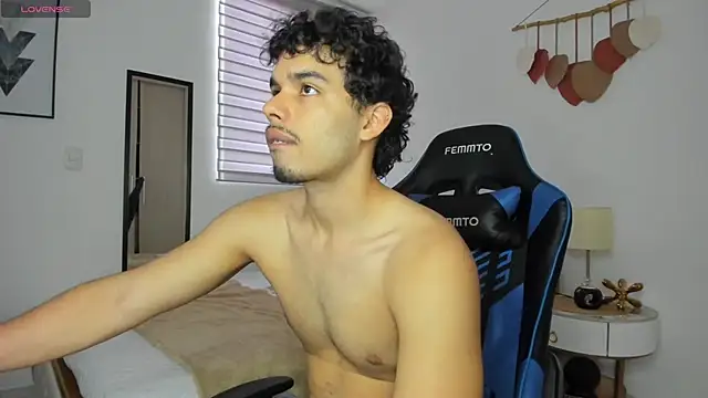 mateoleonee online show from 02.16.25