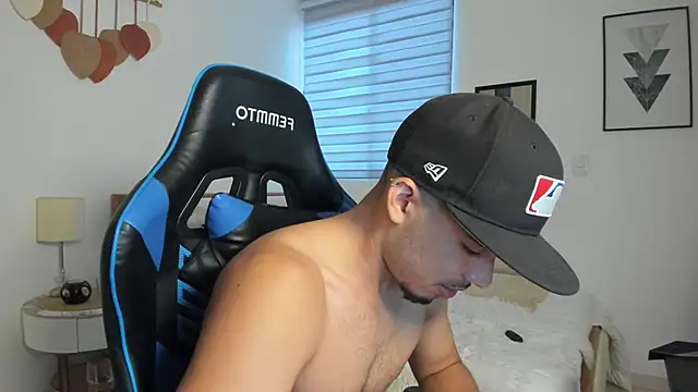 mateoleonee online show from 10.01.25