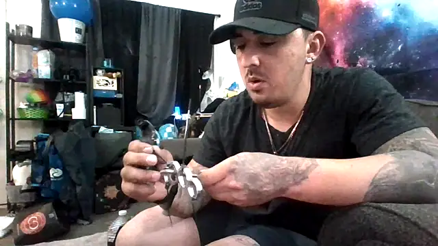 Snapshot of Antoniothedon chatting on 05.13.26 Antoniothedon online show from 05.13.26