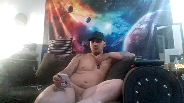 Snapshot of Antoniothedon chatting on 05.15.26 Antoniothedon online show from 05.15.26
