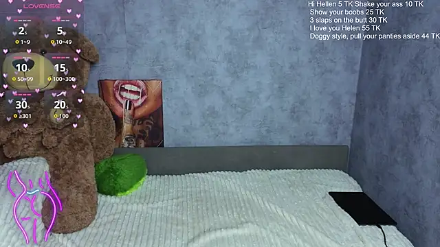 Snapshot of Hellen_Moore chatting on 11.21.25 Hellen Moore online show from 11.21.25