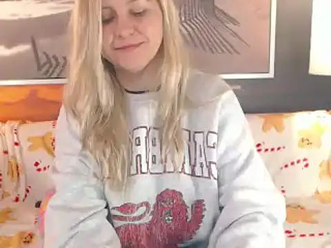 Snapshot of BigBoobsARRI chatting on 12.10.24 BigBoobsARRI online show from 12.10.24