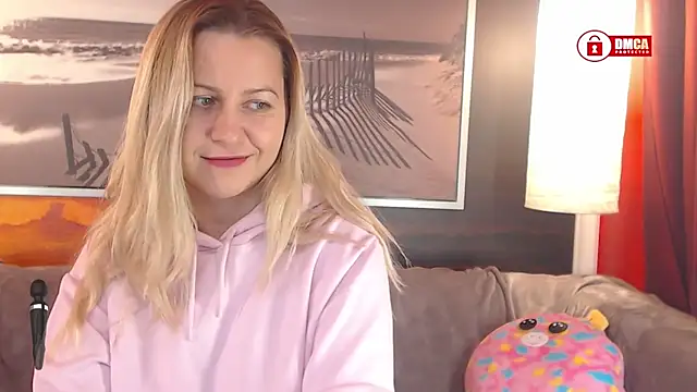 Snapshot of BigBoobsARRI chatting on 01.20.25 BigBoobsARRI online show from 01.20.25