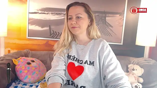 Snapshot of BigBoobsARRI chatting on 02.22.25 BigBoobsARRI online show from 02.22.25