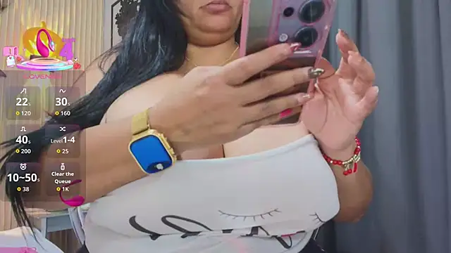 Snapshot of _sonia_bigboobs chatting on 10.08.25 sonia bigboobs online show from 10.08.25