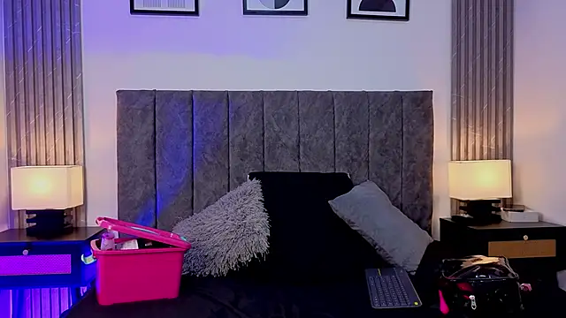 Ema Stone65 online show from 09.23.25