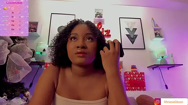 Snapshot of ohrianagibson chatting on 12.28.24 ohrianagibson online show from 12.28.24