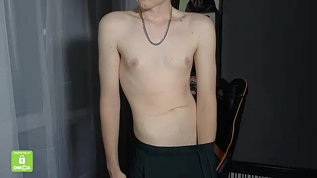 Snapshot of Keytaro chatting on 09.10.25 Keytaro online show from 09.10.25