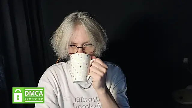 Snapshot of Keytaro chatting on 05.19.26 Keytaro online show from 05.19.26