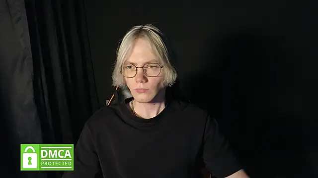 Snapshot of Keytaro chatting on 05.25.26 Keytaro online show from 05.25.26