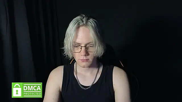 Snapshot of Keytaro chatting on 05.30.26 Keytaro online show from 05.30.26