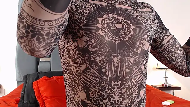 LucyGiraldo online show from 01.31.25