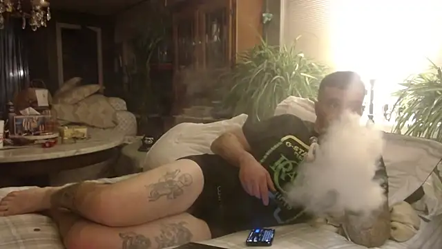 UnCuTupTheBuTT online show from 11.21.25