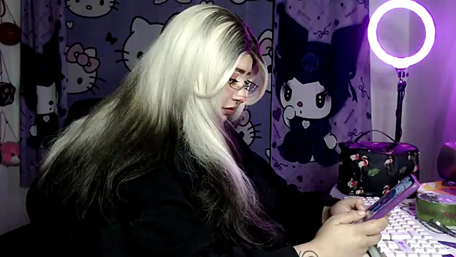 lussyevans24 online show from 04.01.26