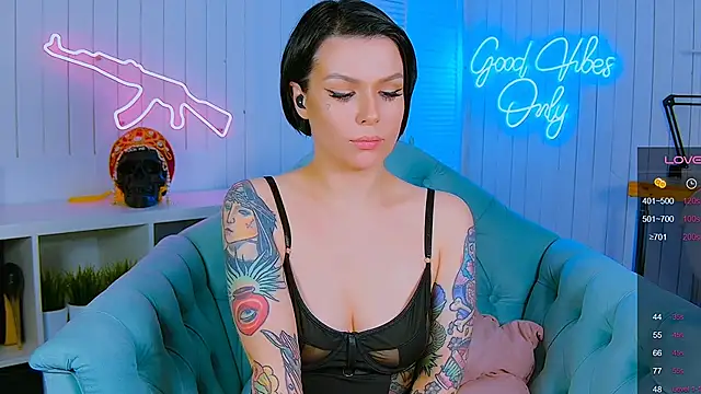 My toys pink online show from 03.13.25