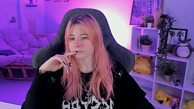 LexiWenford online show from 01.23.25