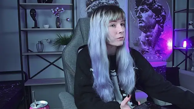 LexiWenford online show from 03.18.26