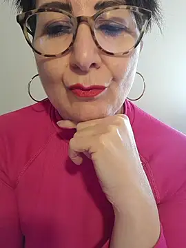 Snapshot of Viola8p chatting on 02.26.26 Viola8p online show from 02.26.26