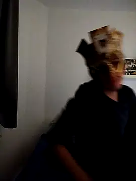 Snapshot of Dennis_2024 chatting on 01.02.25 Dennis 2024 online show from 01.02.25