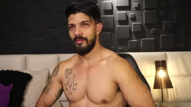 DannSaenz online show from 02.15.25