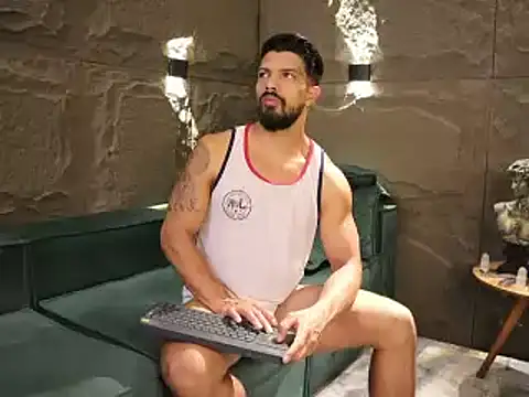 DannSaenz online show from 03.12.25