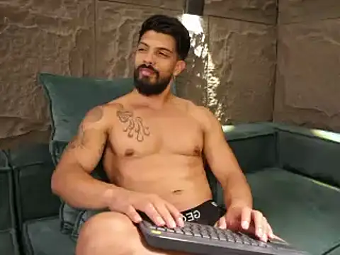 DannSaenz online show from 03.13.25