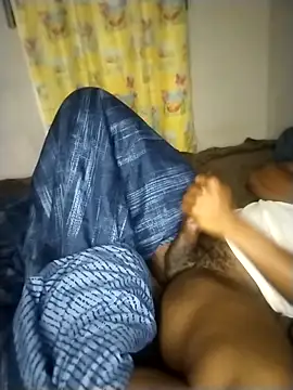 Convertiblechulo online show from 04.12.26