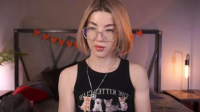 LindaThacker online show from 03.12.25