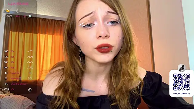 Snapshot of _SofiaBrown chatting on 04.25.26 SofiaBrown online show from 04.25.26