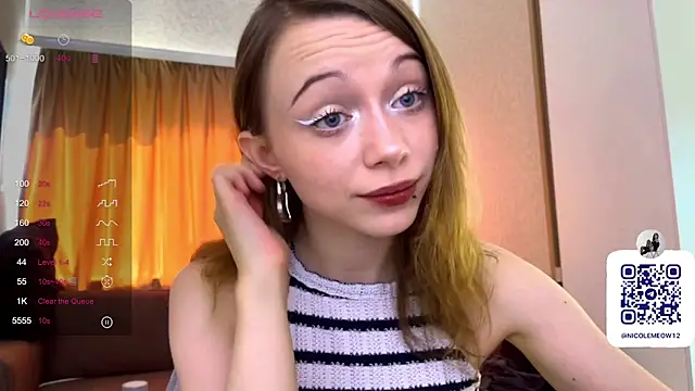 Snapshot of _SofiaBrown chatting on 05.06.26 SofiaBrown online show from 05.06.26