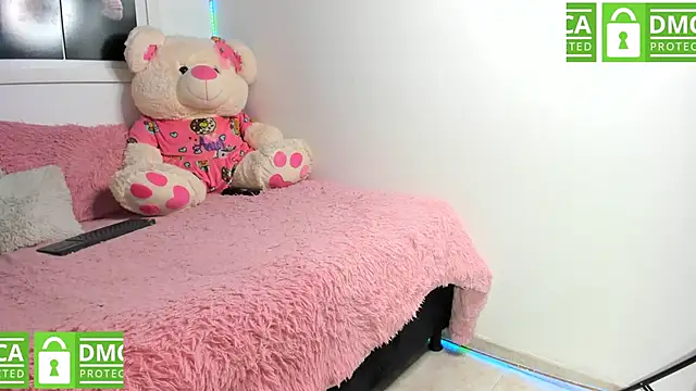 Sarah paul online show from 02.11.25