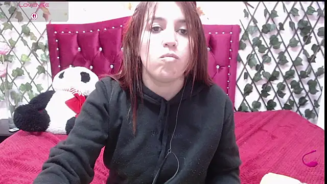 Melani cute02 online show from 03.18.25