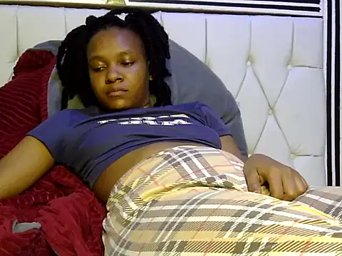 Snapshot of Jay_Vee chatting on 11.27.25 Jay Vee online show from 11.27.25